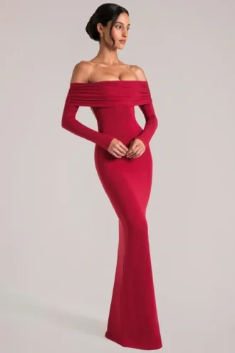 Depny Off-Shoulder Long-Sleeve Maxi Dress in Cherry Red