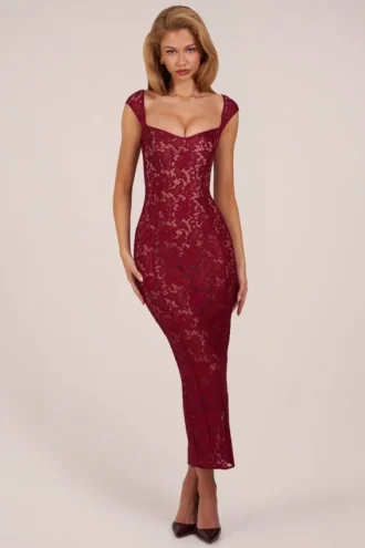 Elisa Sweetheart-Neck Maxi Dress in Cherry Red
