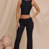 Hollis Mid-Rise Straight Leg Trousers in Black