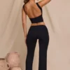 Hollis Mid-Rise Straight Leg Trousers in Black
