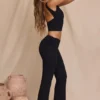 Hollis Mid-Rise Straight Leg Trousers in Black