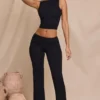 Hollis Mid-Rise Straight Leg Trousers in Black