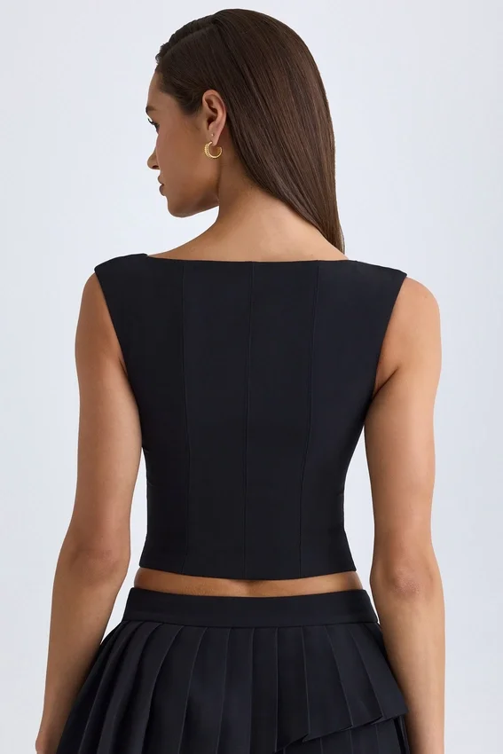 Kadie V-Neck Structured Crop Top in Black Kadie V-Neck Structured Crop Top in Black