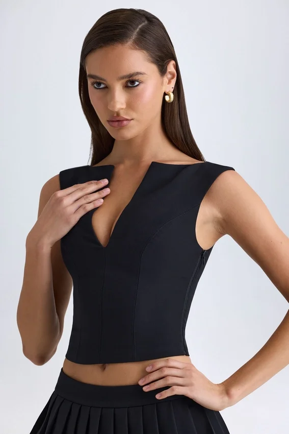 Kadie V-Neck Structured Crop Top in Black Kadie V-Neck Structured Crop Top in Black