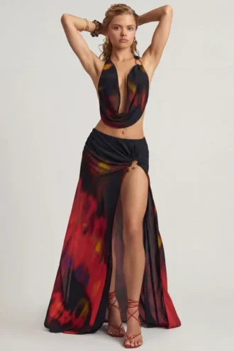 Keona Mid-Rise Split Maxi Skirt in Red Blurred Print