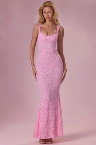 Lillienne Lace Sweetheart-Neck Gown in Blush Pink