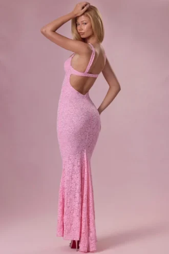 Lillienne Lace Sweetheart-Neck Gown in Blush Pink