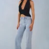Lorielle Mid-Rise Straight-Leg Jeans in Light Denim
