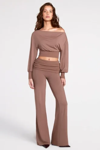 Thea Modal Low-Rise Straight-Leg Trousers in Mocha