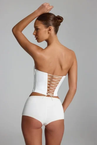 Sabrine Slinky Jersey Low-Rise Hotpants in White