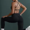 Seamless Strappy Sports Bra in Black