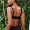 Soft Active Seam-Detail Sports Bra in Black
