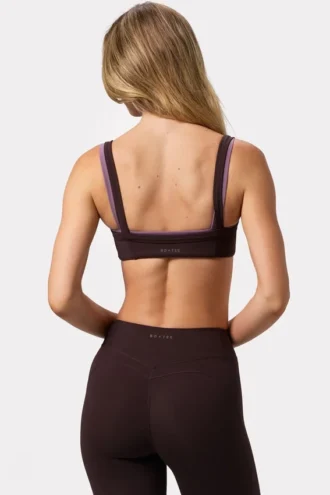 Soft Active Seam-Detail Sports Bra in Espresso