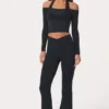 Soft Active V-Waist Flared Leggings in Black
