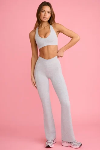 Soft Active V-Waist Pocket Flared Leggings in Grey