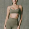 Super Sculpt Seamless Backless Sports Bra in Light Green