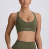 Super Sculpt Seamless Cross-Back Sports Bra in Light Green