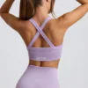 Super Sculpt Seamless Cross-Back Sports Bra in Soft Lilac