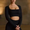 Super Sculpt Seamless Long-Sleeve Crop Top in Black