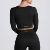 Super Sculpt Seamless Long-Sleeve Crop Top in Black