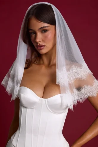 Trixie Lace-Trim Veil in White