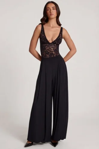 Zafira Soft Jersey Mid-Rise Wide-Leg Trousers in Black